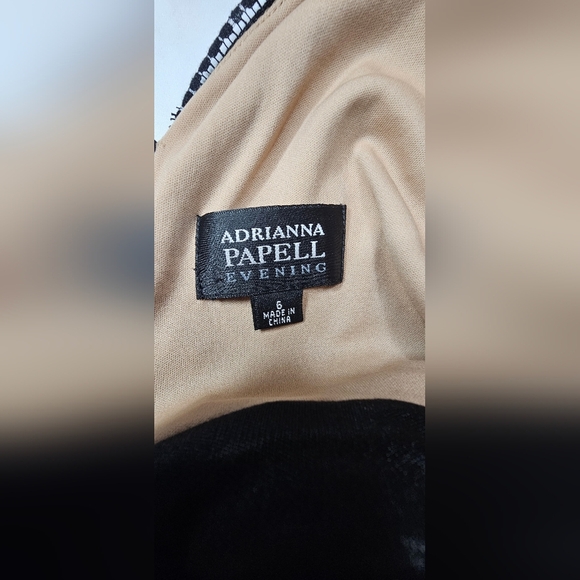 Adrianna Papell Evening Cap-Sleeve Lace Maxi Dress Formal Gown - Picture 10 of 11